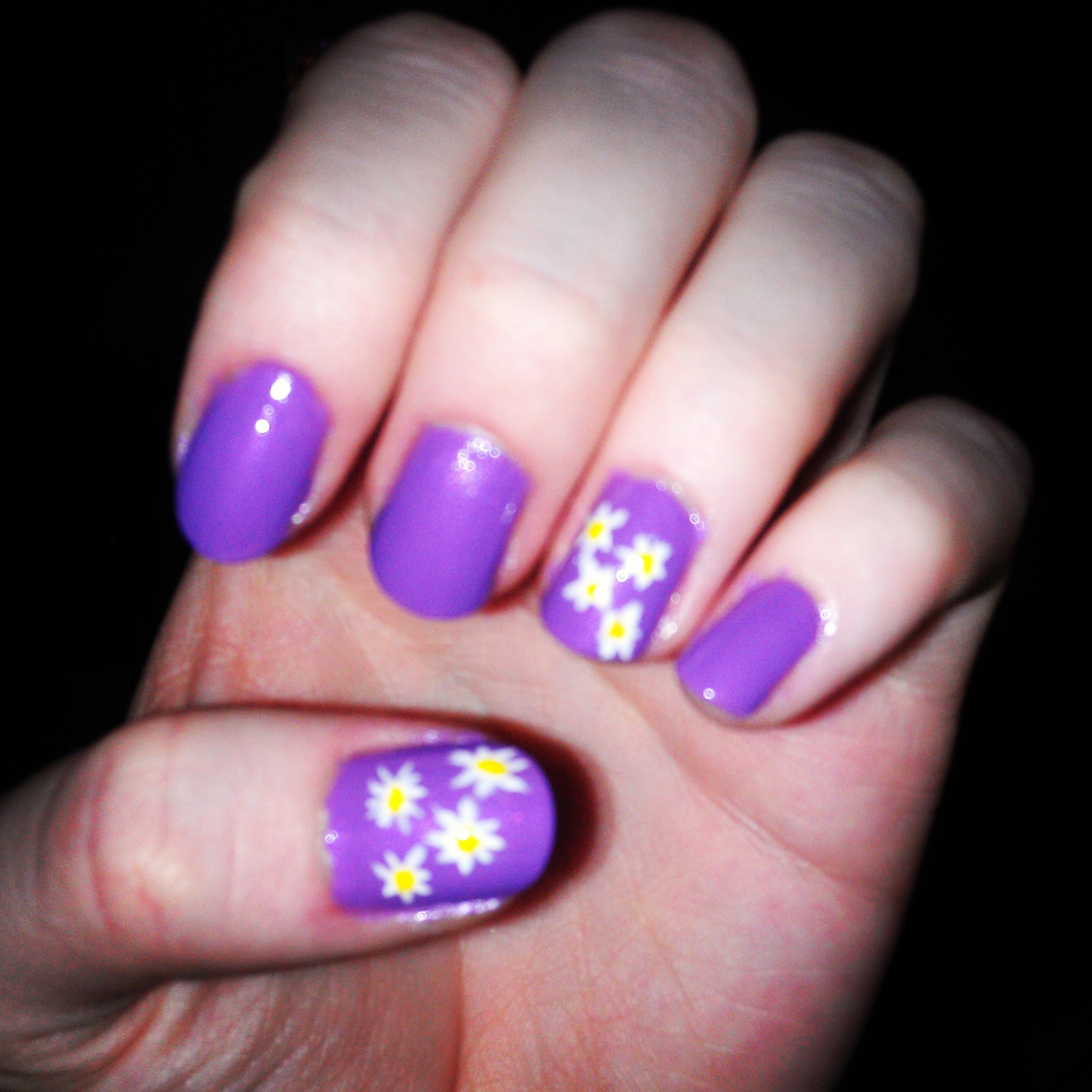 Daisy Nail Designs
 Feel the Fear and Do It Anyway
