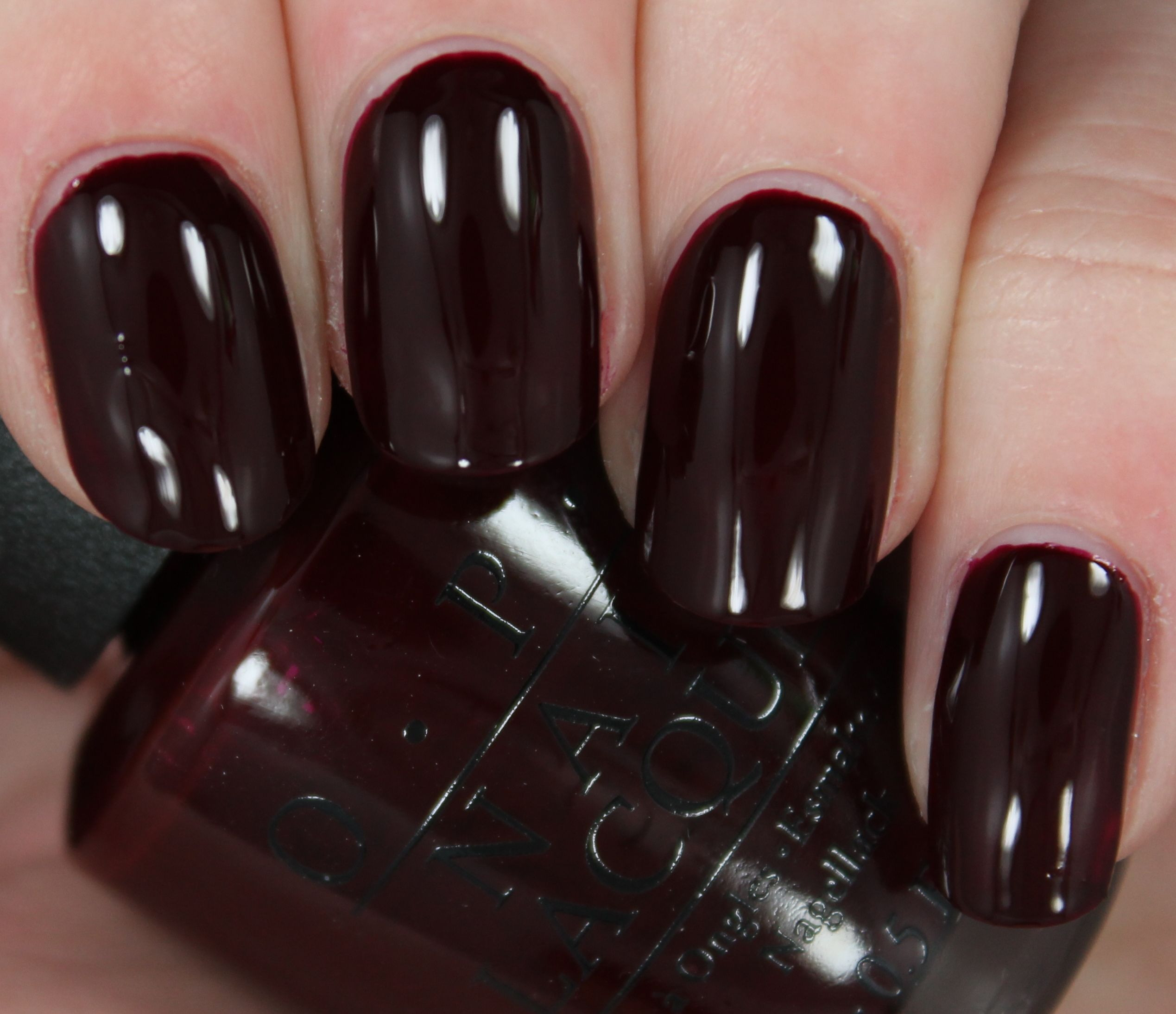 Dark Red Nail Colors
 Love this color Wish I knew the name of it