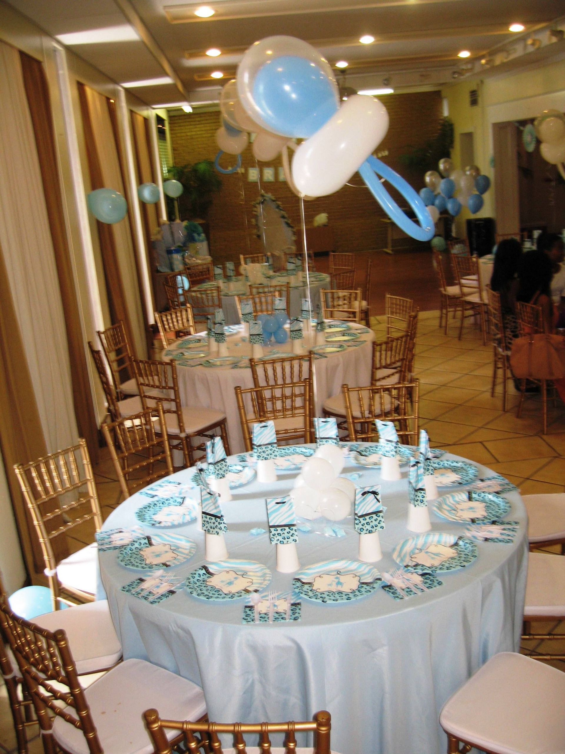 Decorating Ideas For Baby Shower Gift Table
 Baby Shower Table Decor