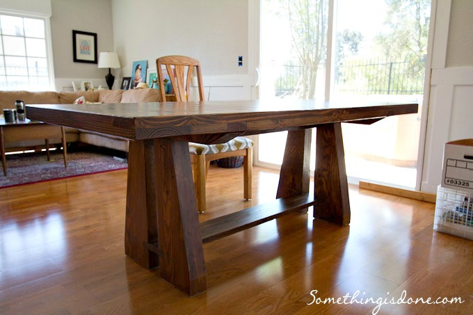 Dining Table DIY Plans
 DIY Rustic Dining Table