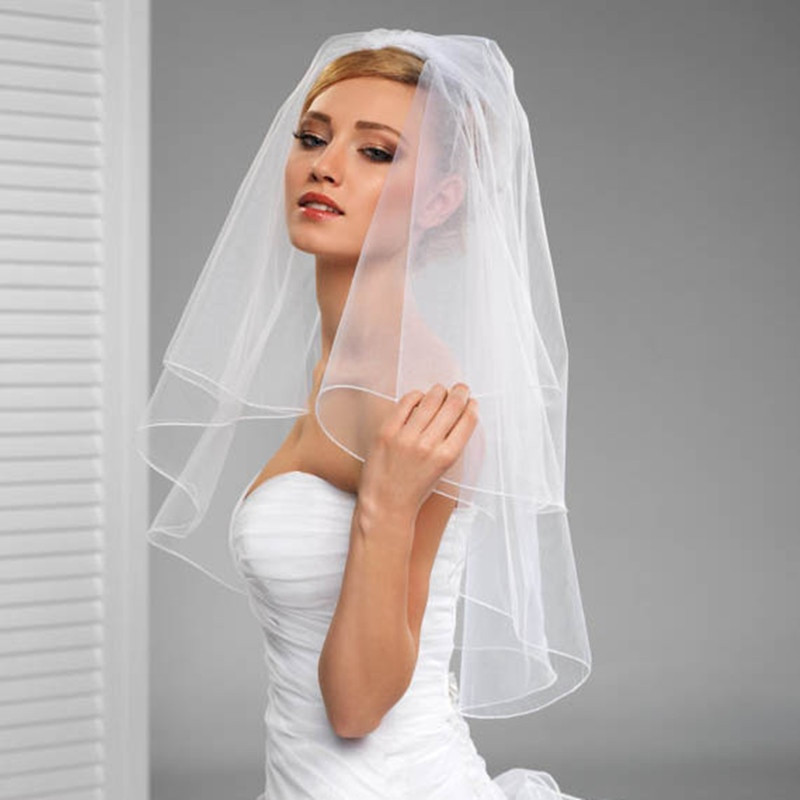 Discount Wedding Veils And Accessories
 BacklakeGirls Short Ivory White Bridal Veils Cheap Veu De