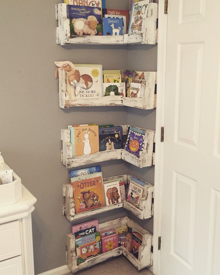 DIY Baby Room Ideas Pinterest
 Great for small baby rooms DIY Pallet Board Bookshelf for