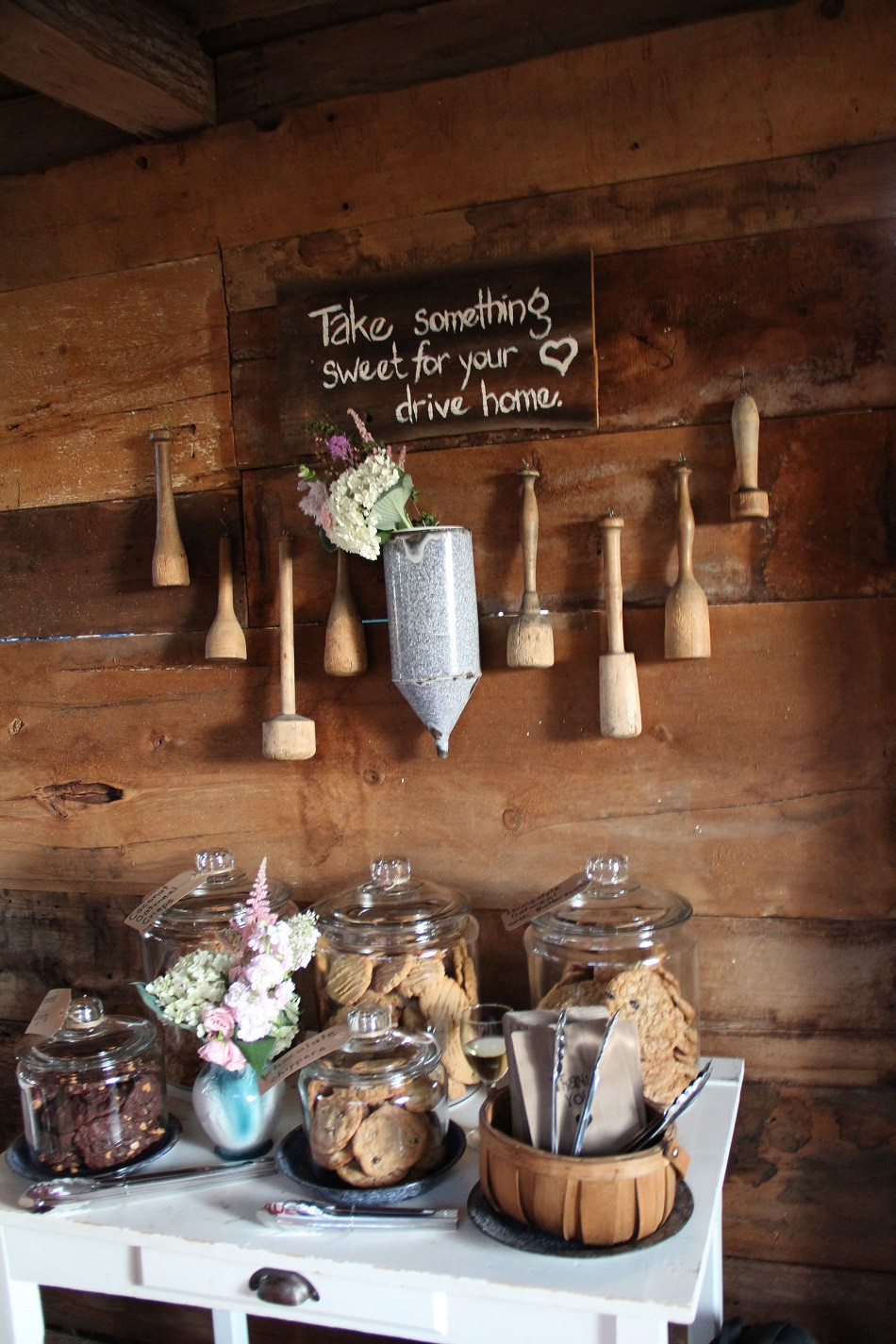 DIY Barn Wedding Decorations
 40 DIY Barn Wedding Ideas For A Country Flavored Celebration