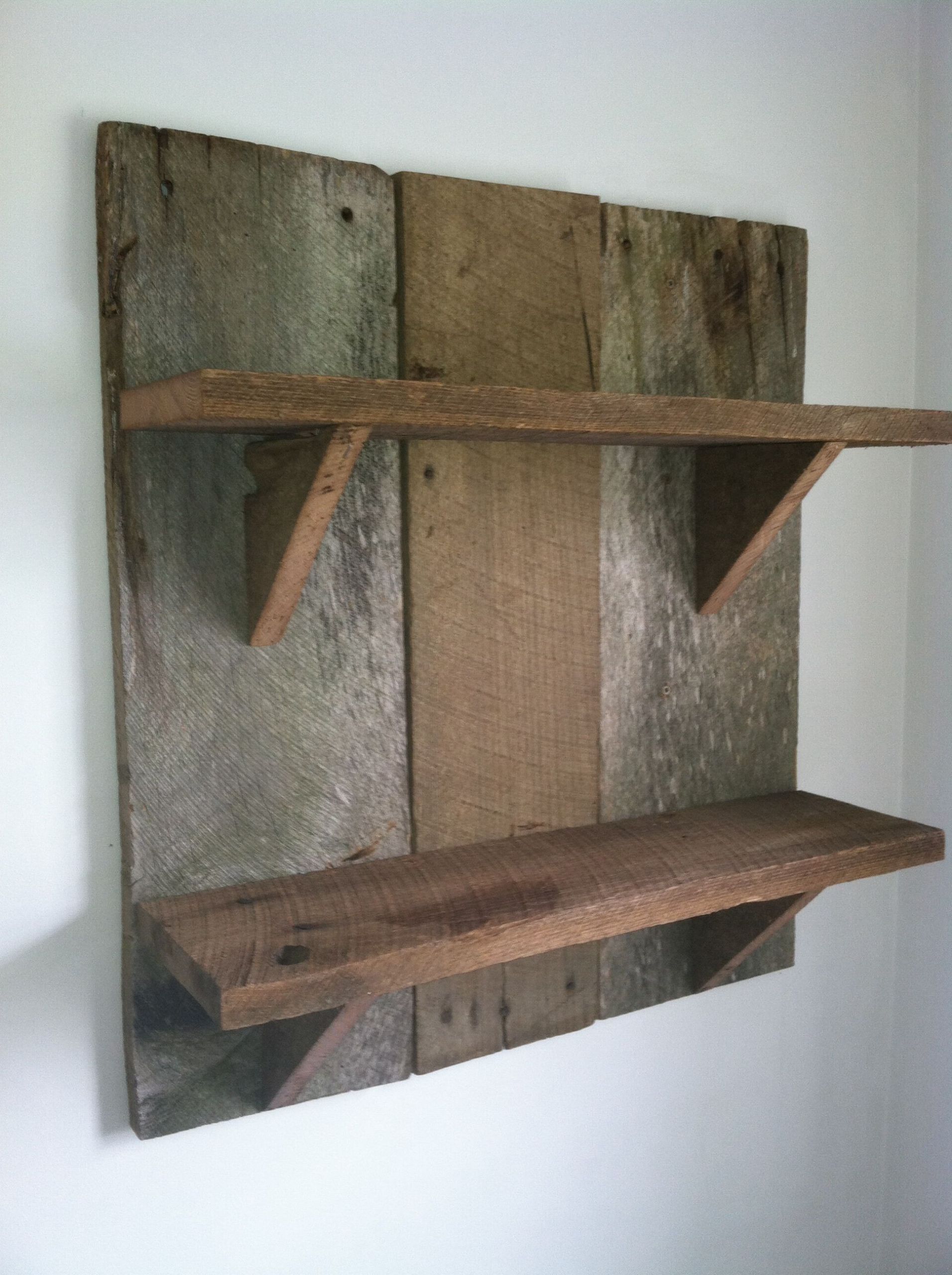 DIY Barnwood Projects
 Barnwood shelf I could make with my son to teach him wood