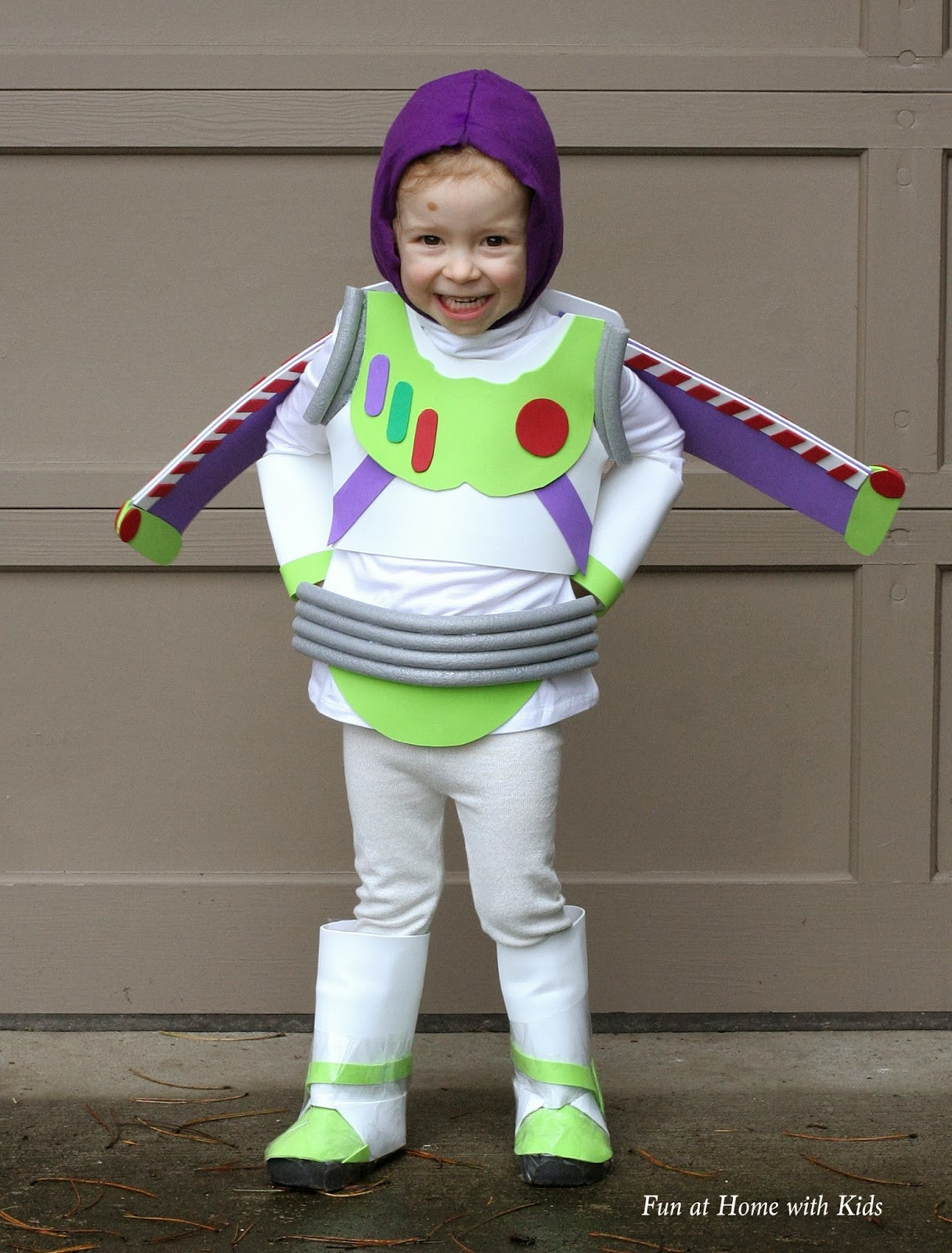 DIY Boy Costume
 25 DIY Halloween Costumes For Little Boys
