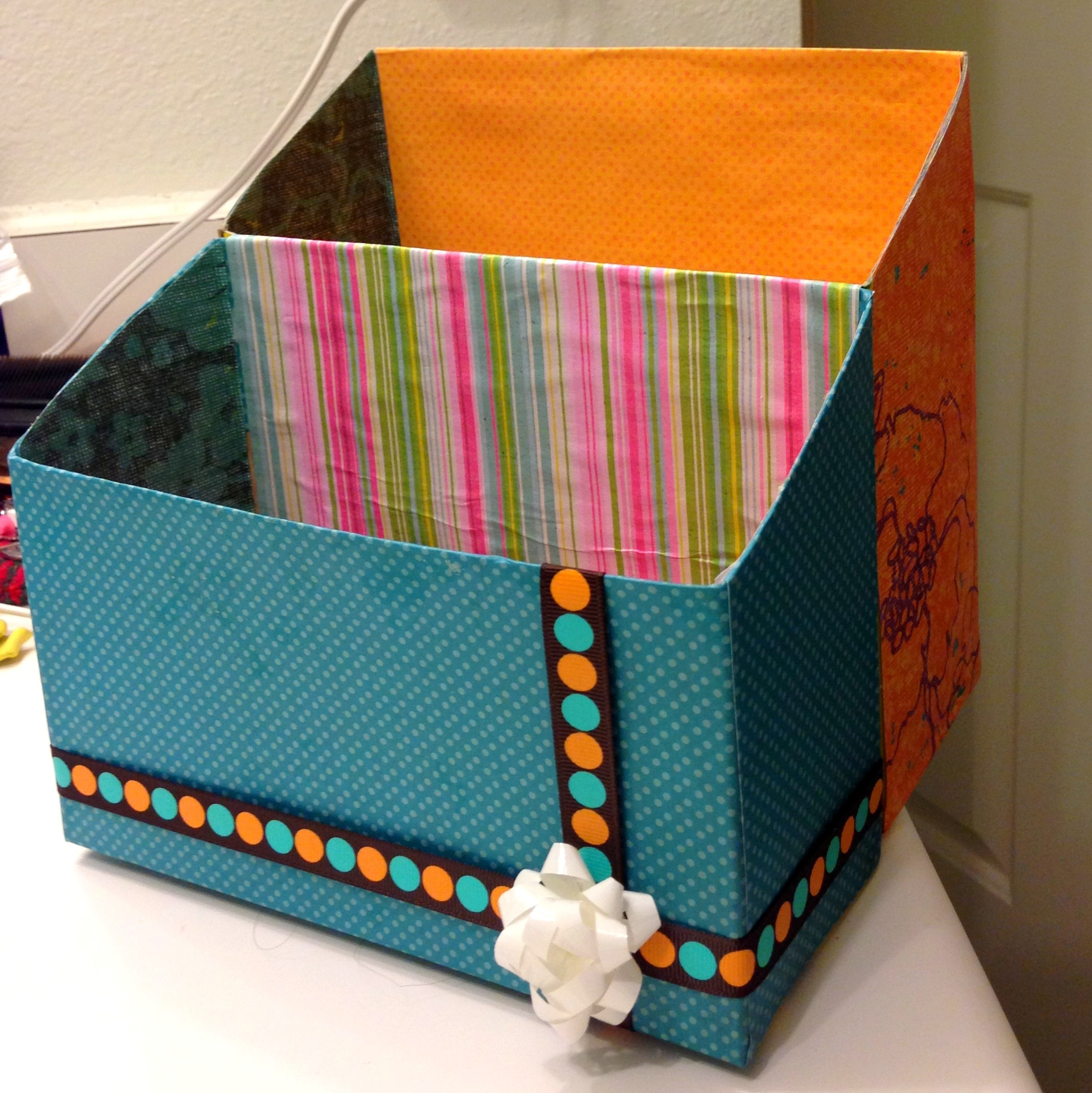 DIY Cereal Box
 DIY mail organizer from cereal box
