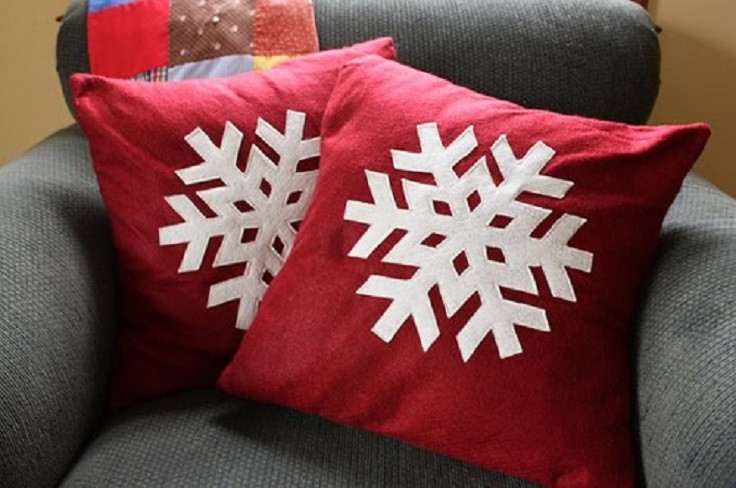 DIY Christmas Pillows
 Top 10 Adorable DIY Christmas Pillows Top Inspired
