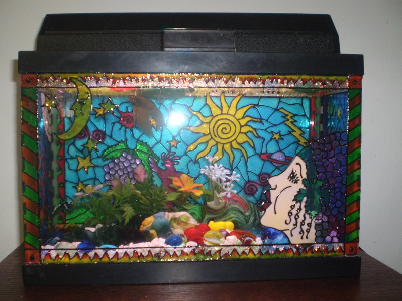 DIY Fish Tank Decor
 DIY Painted Aquarium Decor petdiys