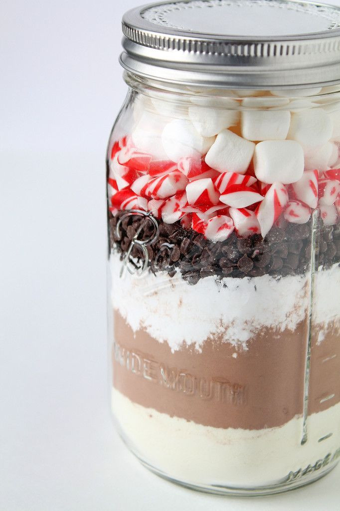 DIY Hot Chocolate Mix Gift
 5 Fun Mason Jar Gift Ideas