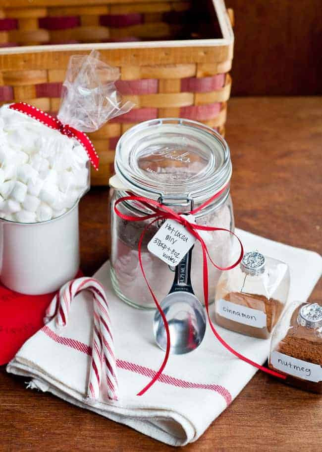 DIY Hot Chocolate Mix Gift
 A Homemade Gift for Everyone on Your List