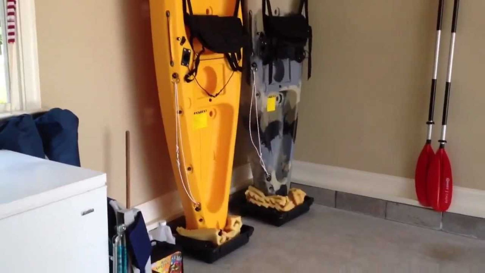 DIY Kayak Wall Rack
 Keep Your Kayak or Surfboard Secure with this DIY Stand