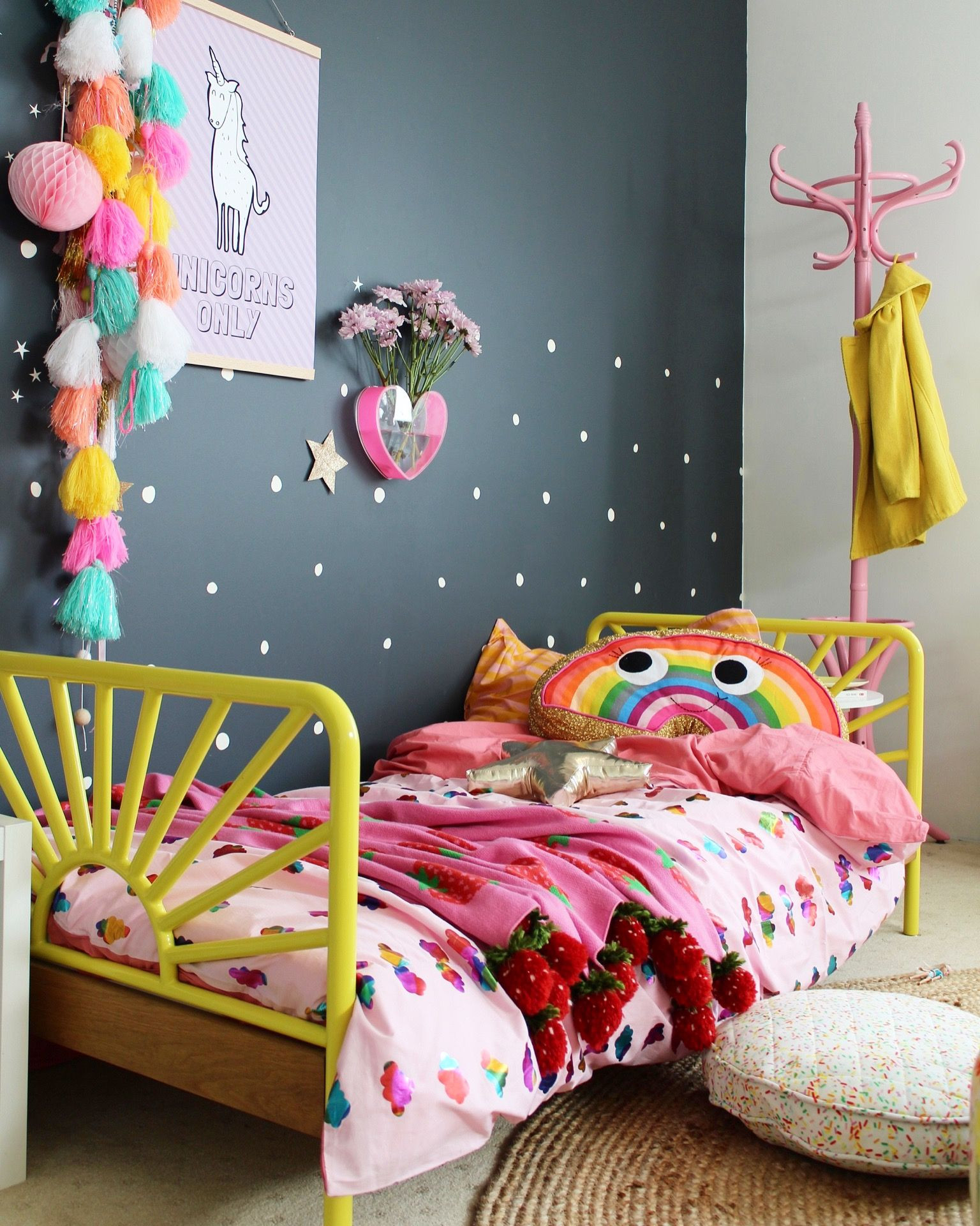 DIY Kids Bedroom Ideas
 25 Amazing Girls Room Decor Ideas for Teenagers