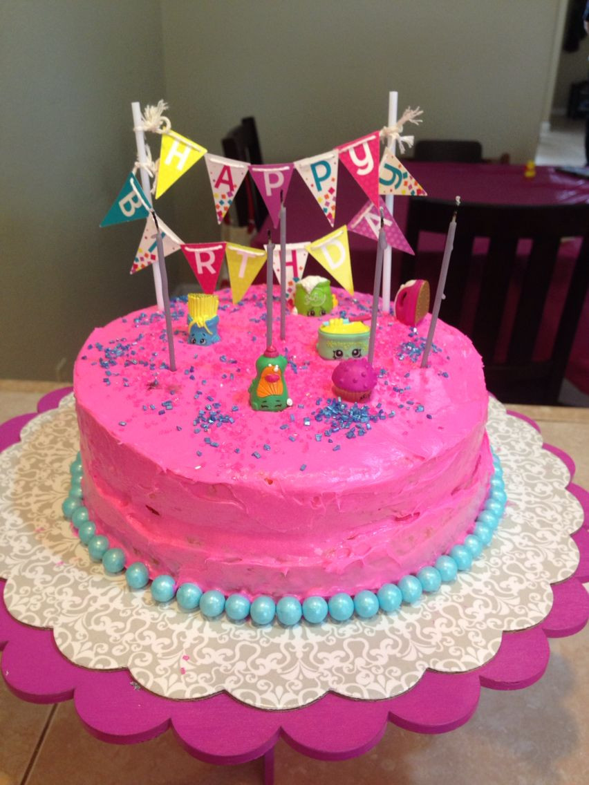 DIY Kids Birthday Cake
 Shopkins DIY cake cake stand and birthday banner are
