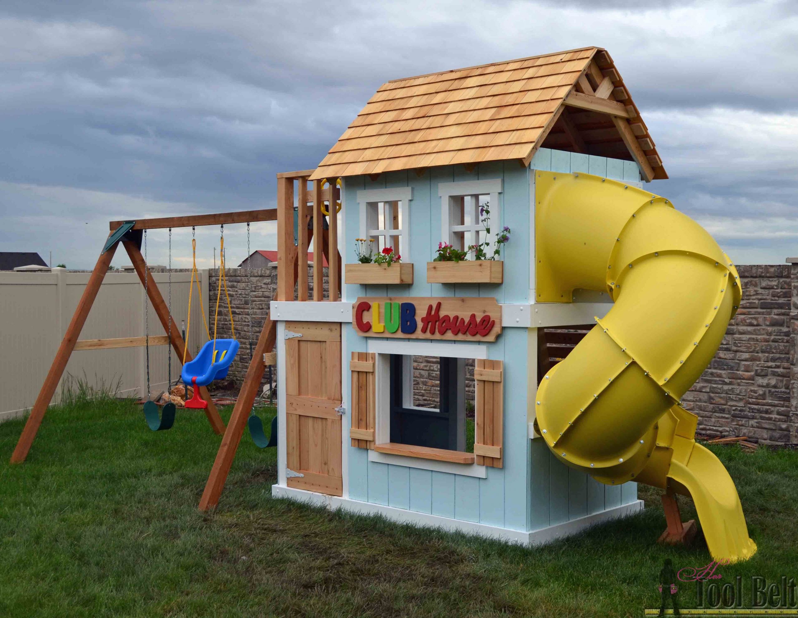 DIY Kids Clubhouse
 DIY Clubhouse Play Set Her Tool Belt
