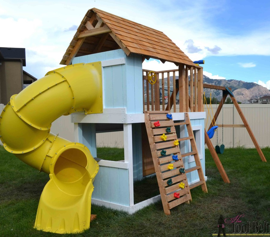 DIY Kids Clubhouse
 DIY Clubhouse Play Set Her Tool Belt