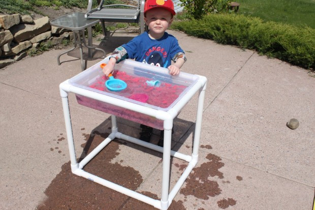 DIY Kids Water Table
 Water Table