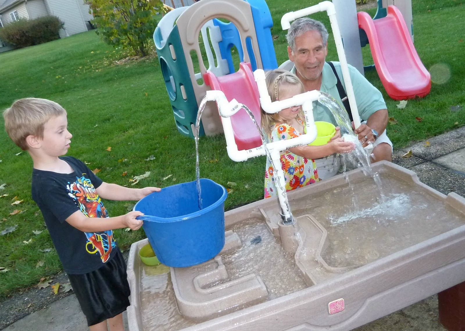 DIY Kids Water Table
 Sometimes Creative Sand table into waterworks
