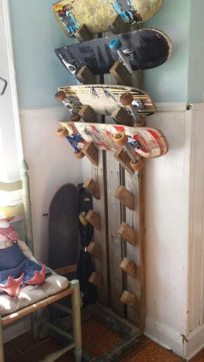 DIY Longboard Rack
 DIY skateboard rack Things I made in 2019