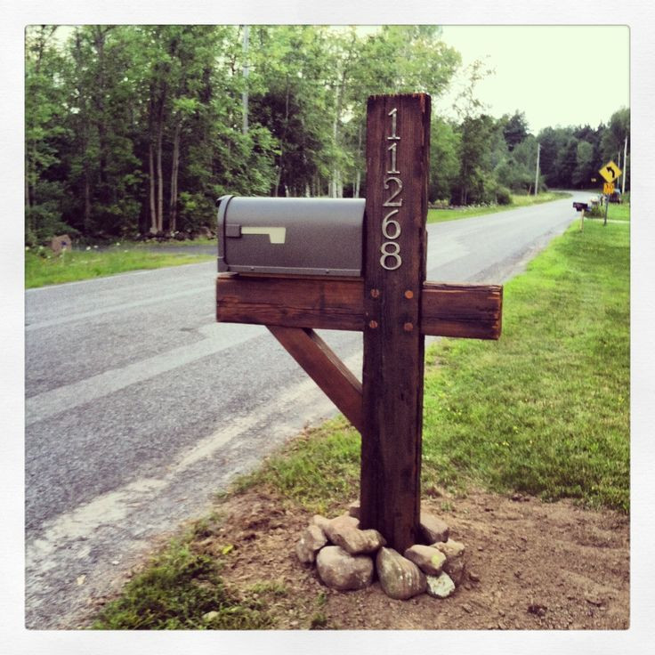 DIY Mailbox Plans
 DIY Rustic Farmhouse Mailbox Standard mailbox dressed up