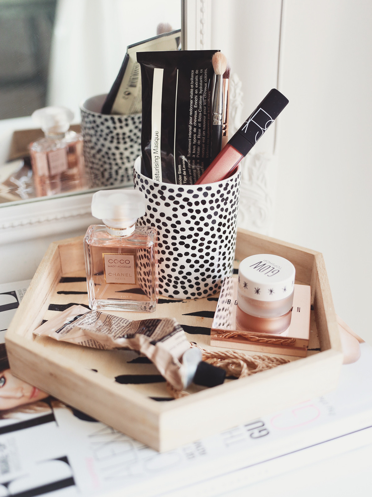 DIY Makeup Organization Ideas
 10 Easy DIY Makeup Organizer Ideas You’ll Want to Copy