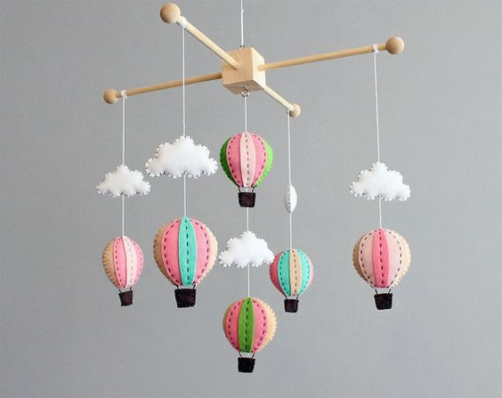 DIY Mobile For Baby
 Colorful and Playful DIY Baby Mobiles Ideas