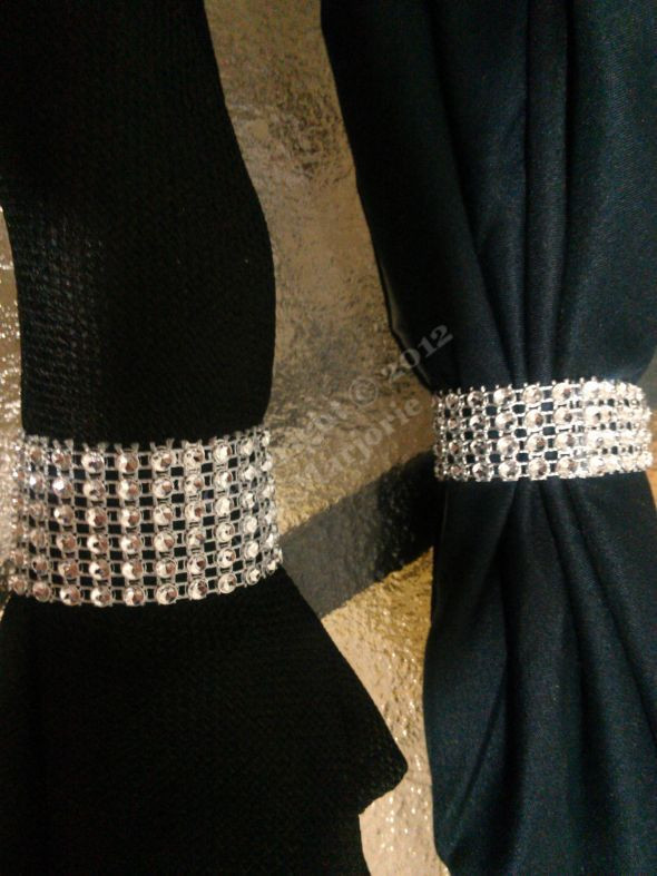 DIY Napkin Rings For Wedding
 OMG What a DEAL Look at those BLING TASTIC Napkin Rings