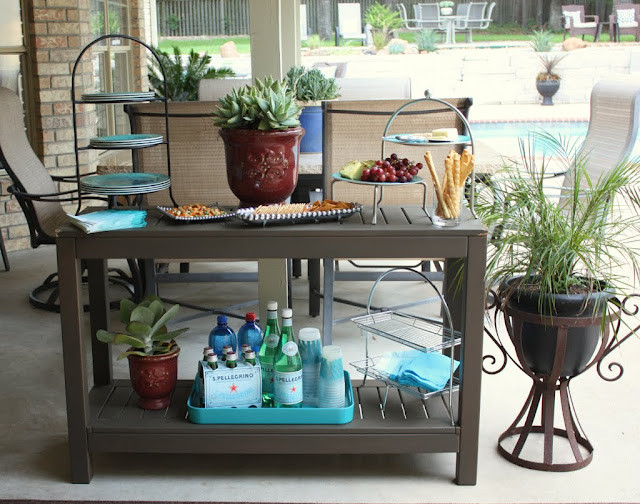 DIY Outdoor Buffet Table
 Outdoor Buffet Table Using a Side Table