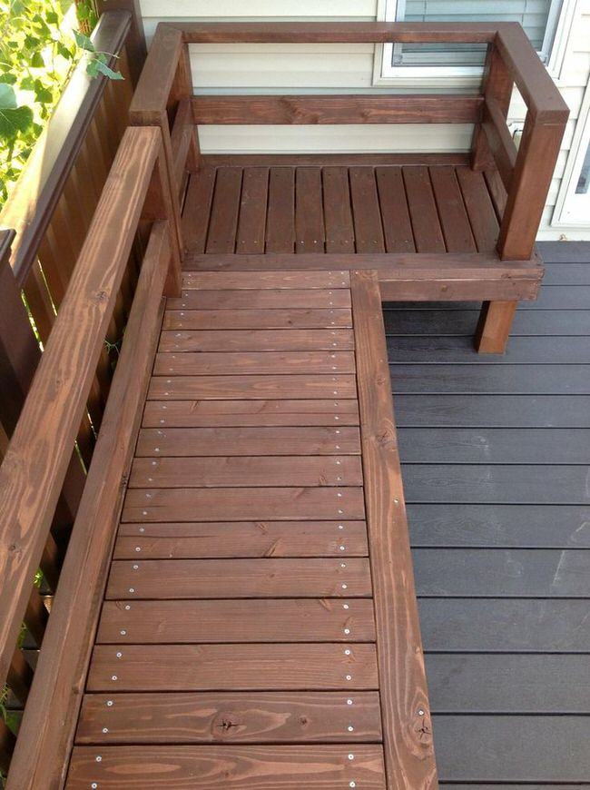 DIY Outdoor Decks
 11 Super Cool DIY Backyard Furniture Projects