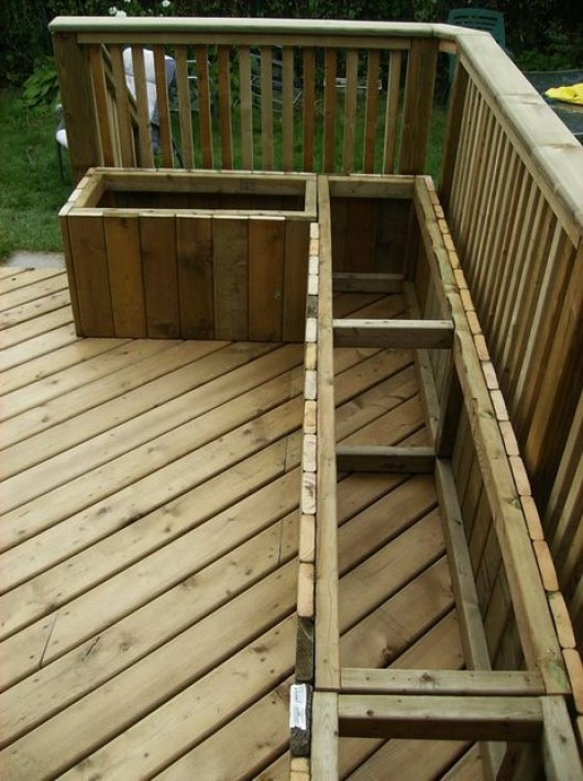 DIY Outdoor Decks
 19 DIY Outdoor Bench and Storage Organization Ideas
