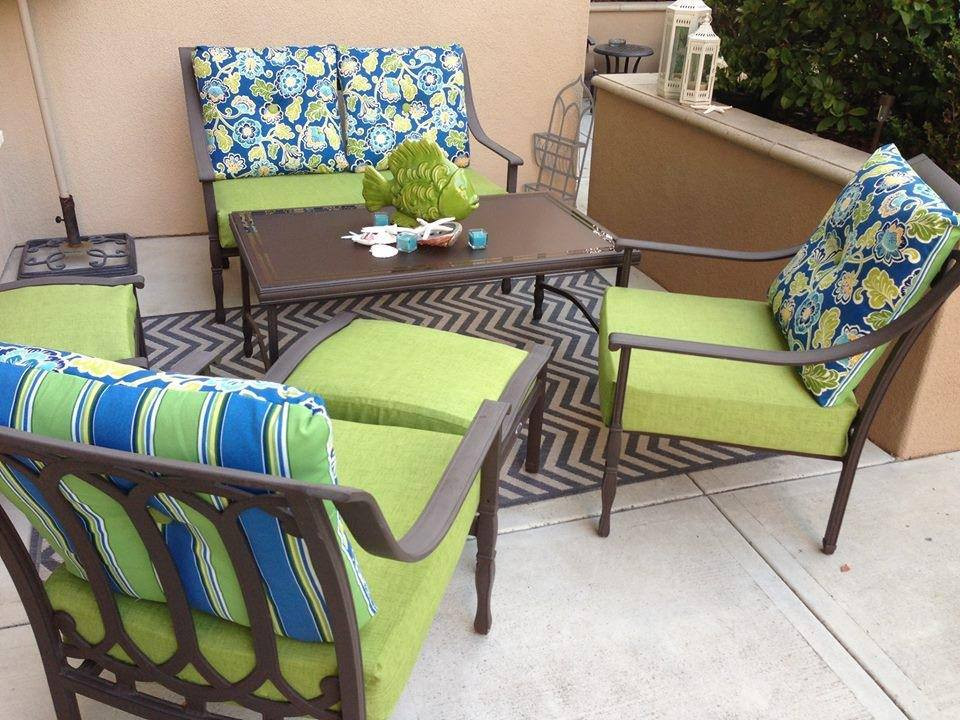 DIY Outdoor Furniture Covers
 Sew Easy Outdoor Cushion Covers Ol but Goo