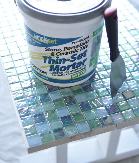 DIY Outdoor Mosaic Table
 DIY Tile Outdoor Table Tips & Tricks