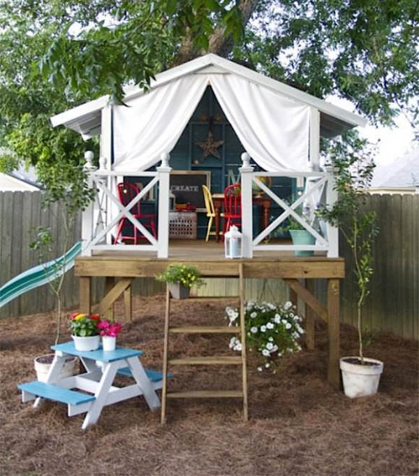 DIY Outdoor Playhouse
 15 Super Awesome Kids Outdoor Playhouses