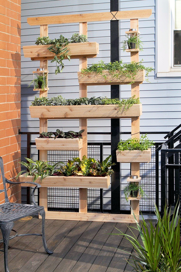 DIY Outdoor Spaces
 The BEST DIY Vertical Gardens for Small Spaces