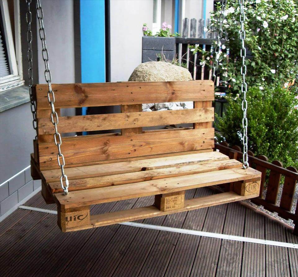 DIY Pallet Plans
 20 Pallet Ideas You Can DIY for Your Home