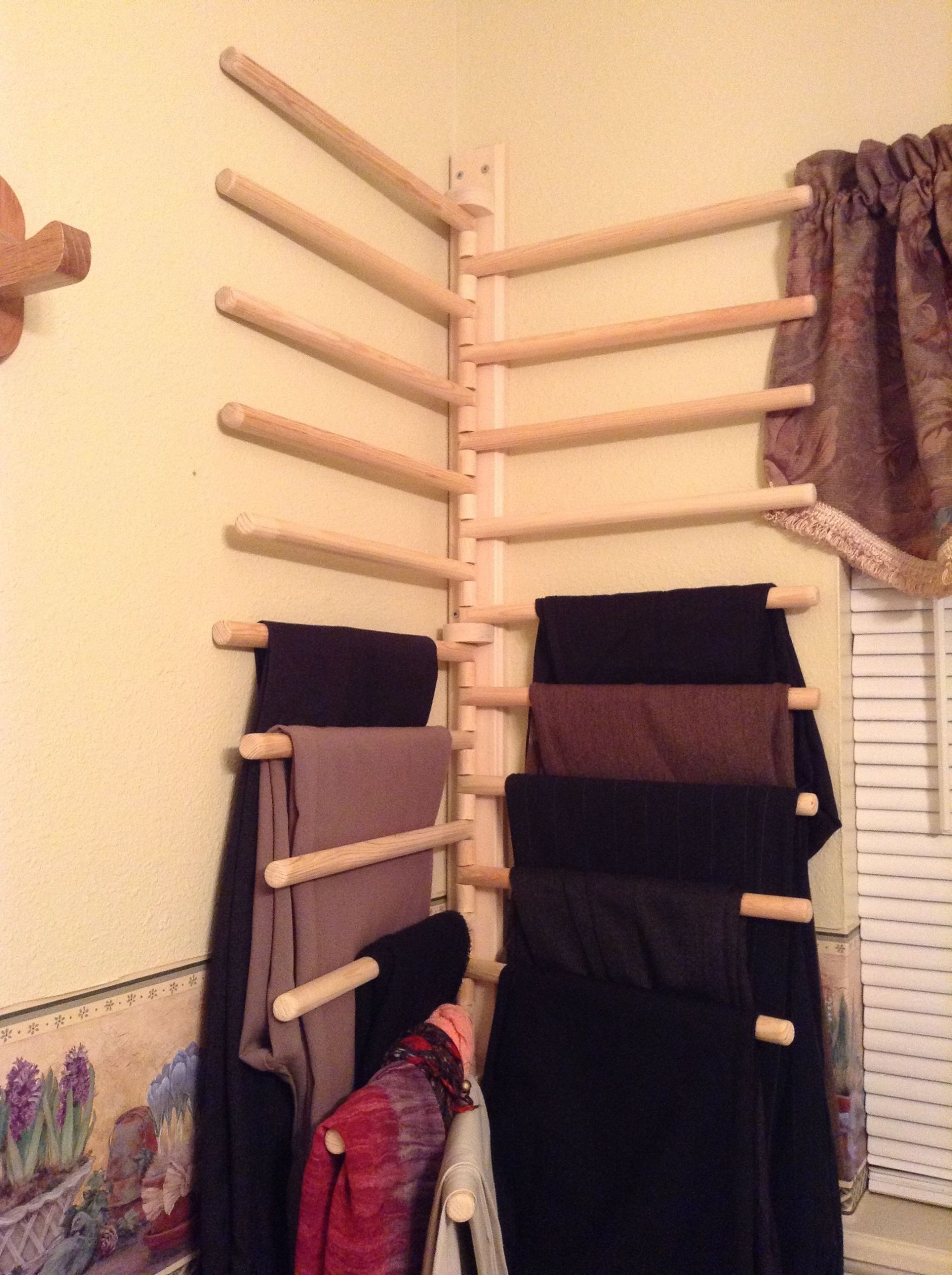 DIY Pants Rack
 Homemade trouser rack