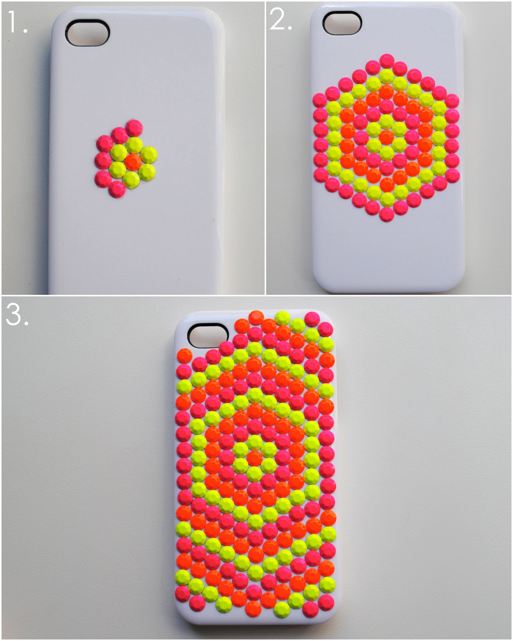 DIY Phone Decorations
 Give Your Phone Case A Makeover With These 25 DIYs