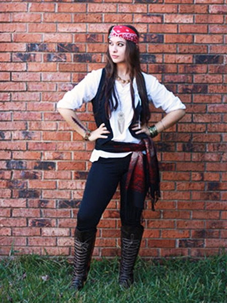 DIY Pirate Costume Women
 30 PIRATE COSTUMES FOR HALLOWEEN Godfather Style