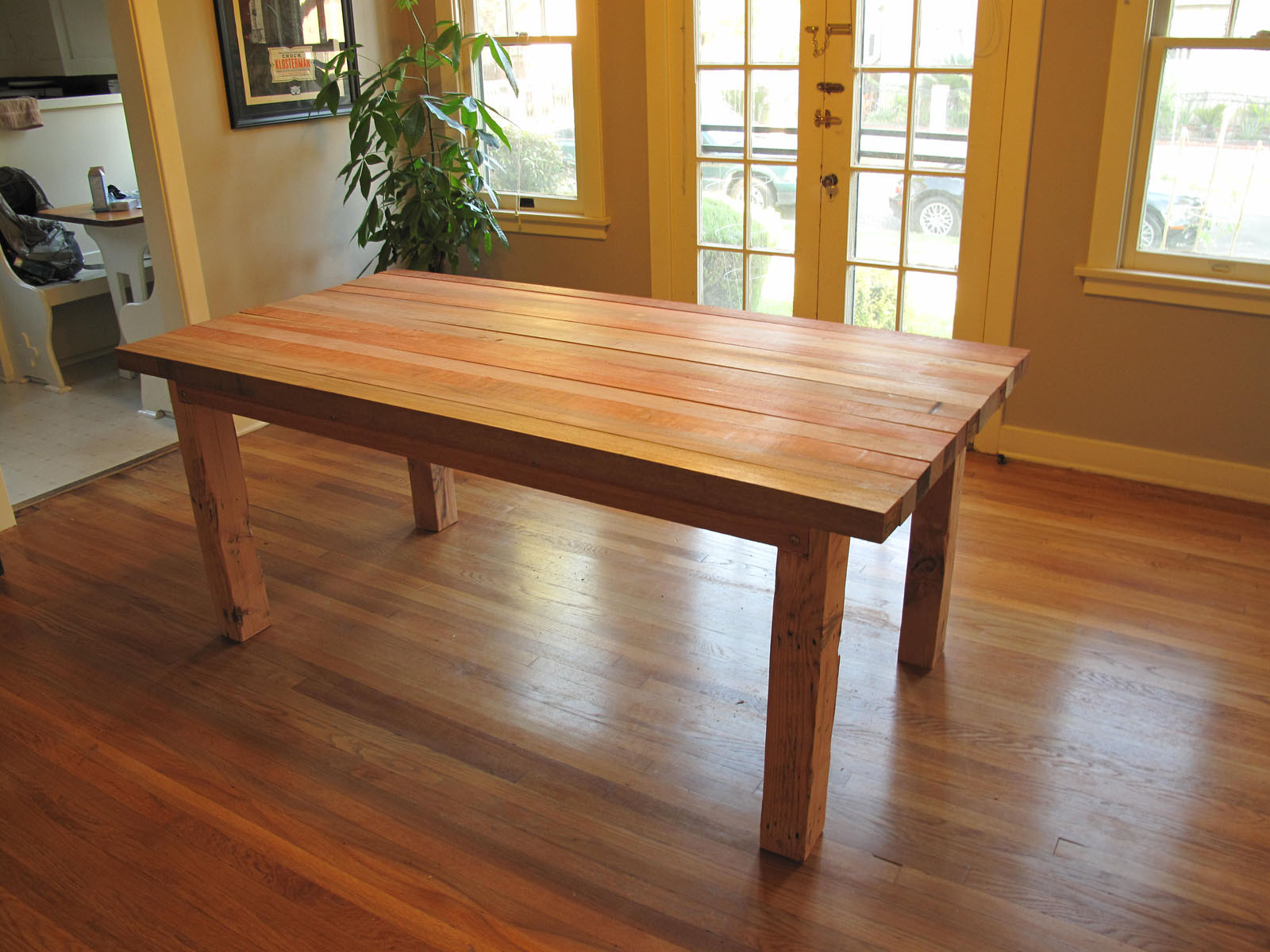 DIY Reclaimed Wood Dining Table
 DIY Reclaimed Wood Dining Table