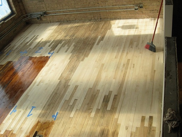 DIY Refinish Wood Floor
 DIY Floor refinishing – instructions how to refinish wood