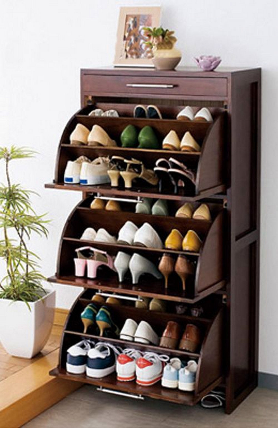 DIY Shoe Rack For Closet
 Practical Shoes Rack Design Ideas for Small Homes
