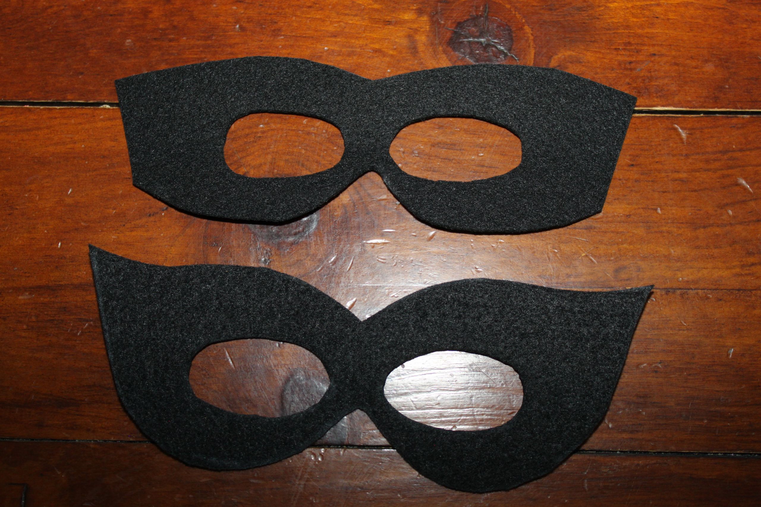 DIY Superhero Mask Template
 DIY Superhero Capes and Masks