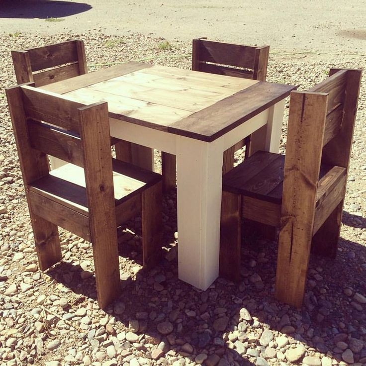DIY Toddler Table And Chairs
 2x4 kids table and chairs Projects to Try