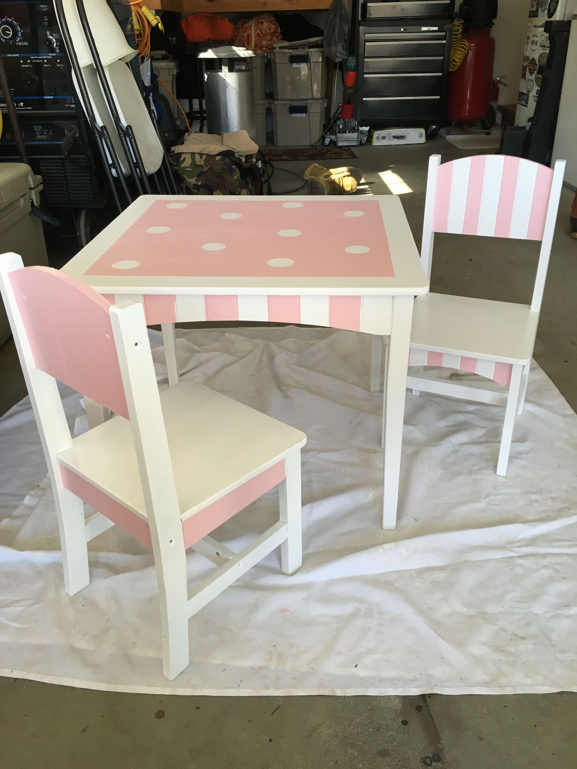 DIY Toddler Table And Chairs
 Old toddler kids table and chairs pink and white diy
