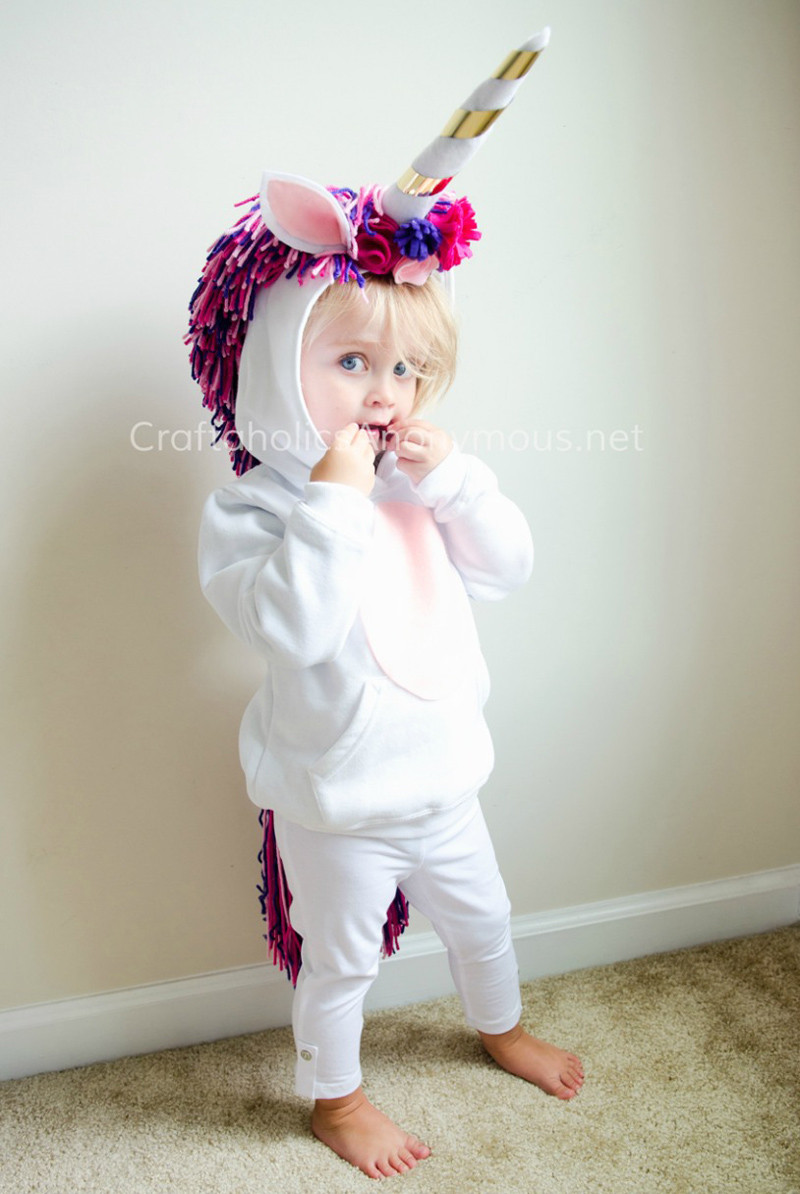DIY Toddler Unicorn Costume
 22 DIY Toddler Halloween Costumes