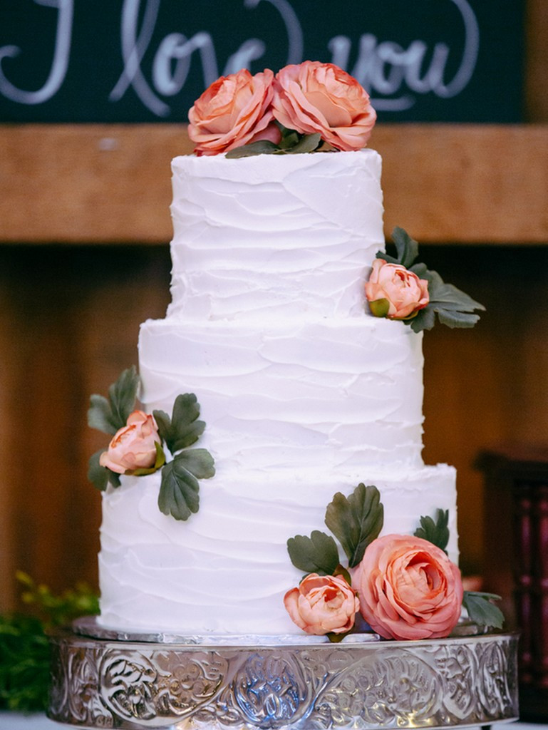 DIY Wedding Cakes
 DIY Rustic Wedding by Michael Meeks graphy
