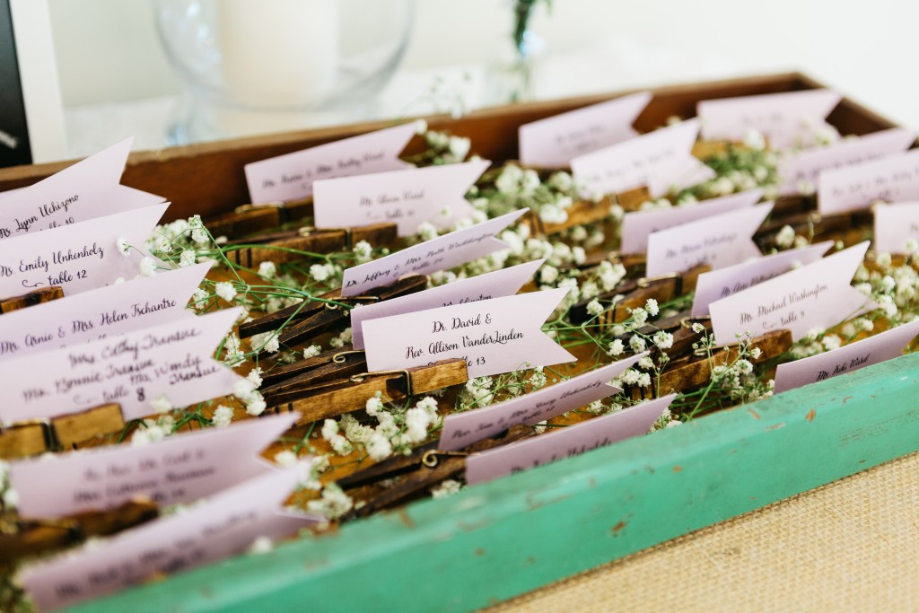 DIY Wedding Place Card Holder
 DIY Clothespin Place Card Holders for a Rustic Vintage