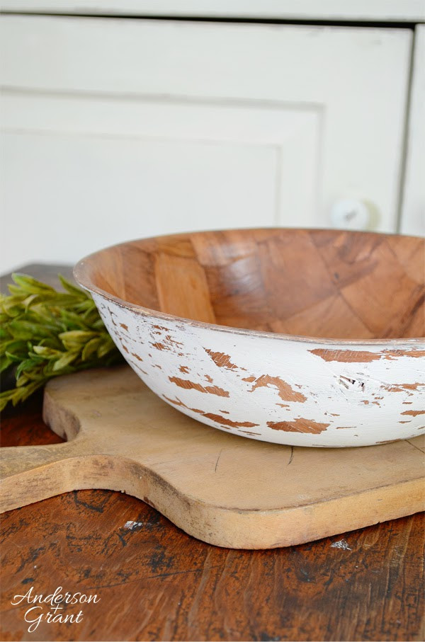 DIY Wood Bowl
 DIY Transformation Painted Salad Bowls