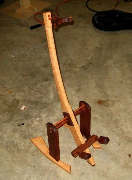 DIY Wood Guitar Stand
 woodworking plans guitar stand