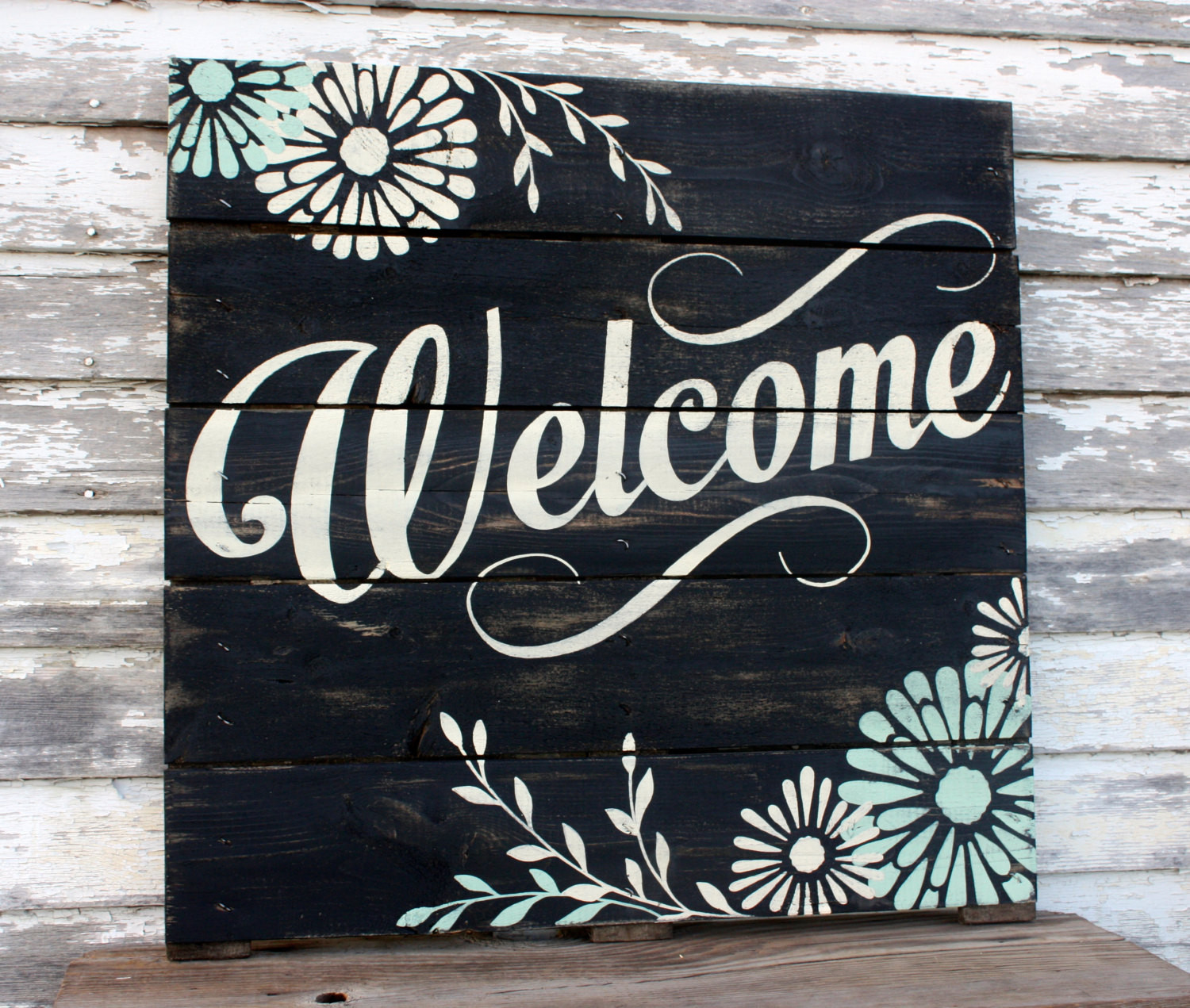 DIY Wood Pallet Sign
 Hand Painted Repurposed Pallet Sign