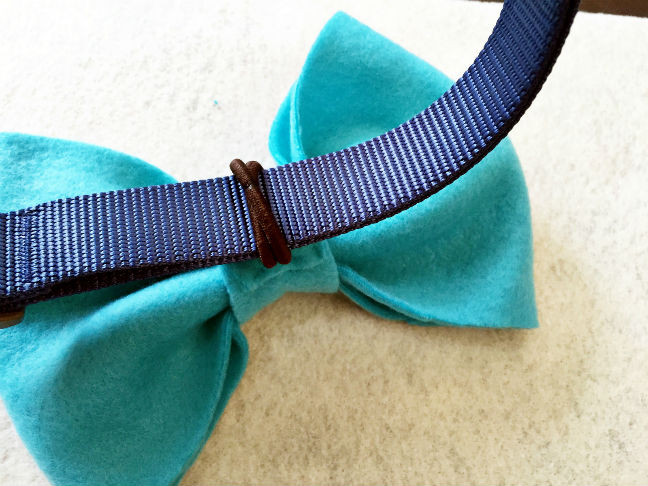 Dog Bow Tie DIY
 DIY Collar Bows and Bow Ties for Dogs